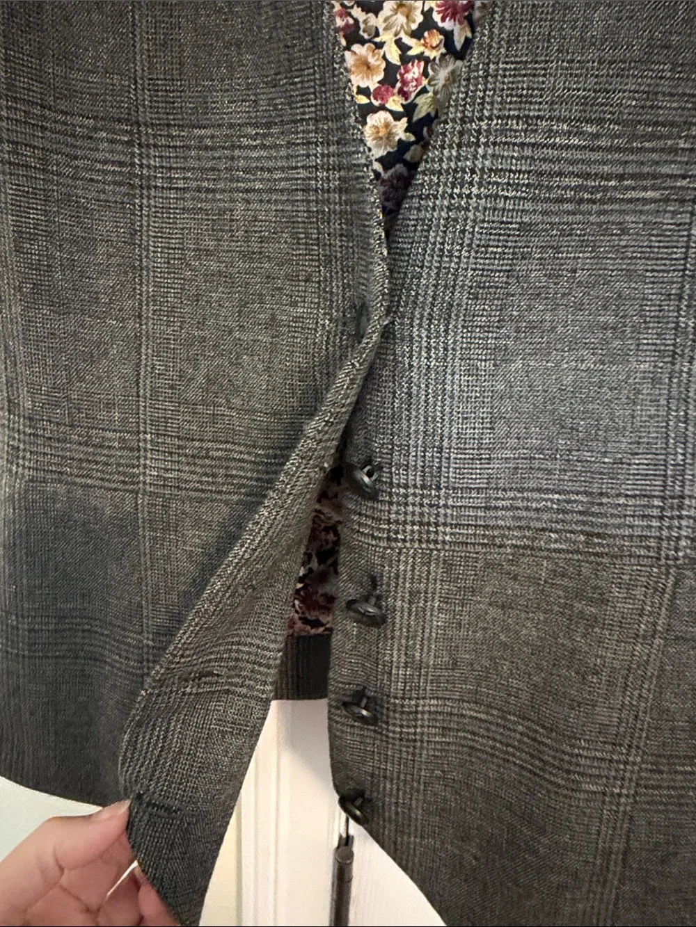 Nicole Miller Gray Plaid Women's Vest with Floral Lining
